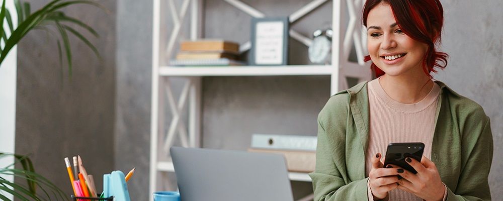 Cover di "Mobile First Index? Dal 2022 Google posizionerà solo i siti con una versione mobile-friendly"