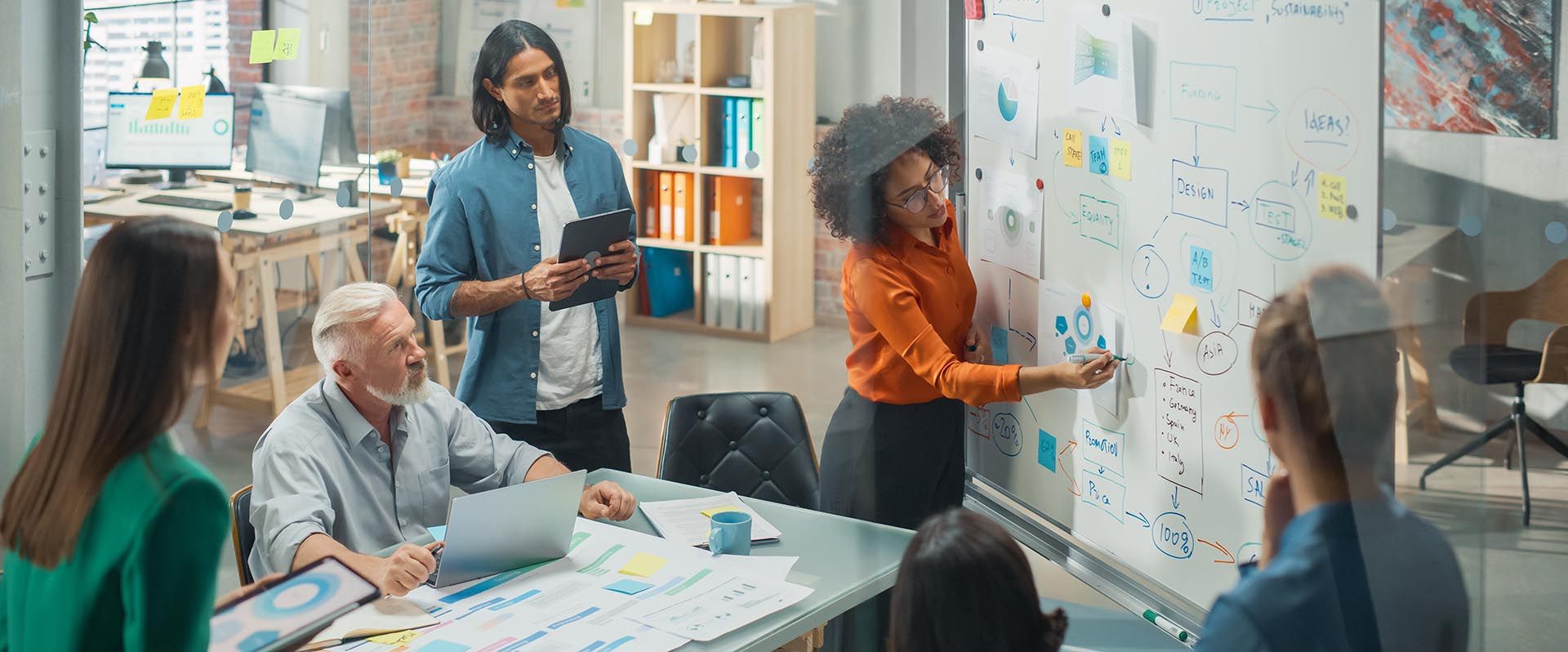 Cover di "Riflettori puntati sulle differenze tra Startup e PMI innovative"